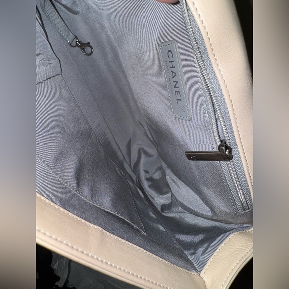 Large Chanel Boy Bag!!! - Picture 15 of 16